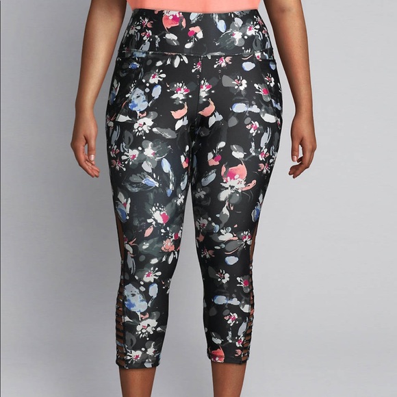 Livi Active Capri Power Legging With 